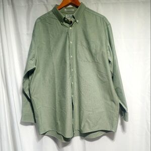 L.L. Bean Men's Wrinkle Resistant Green Long Sleeve Button Down Shirt 17.5-34